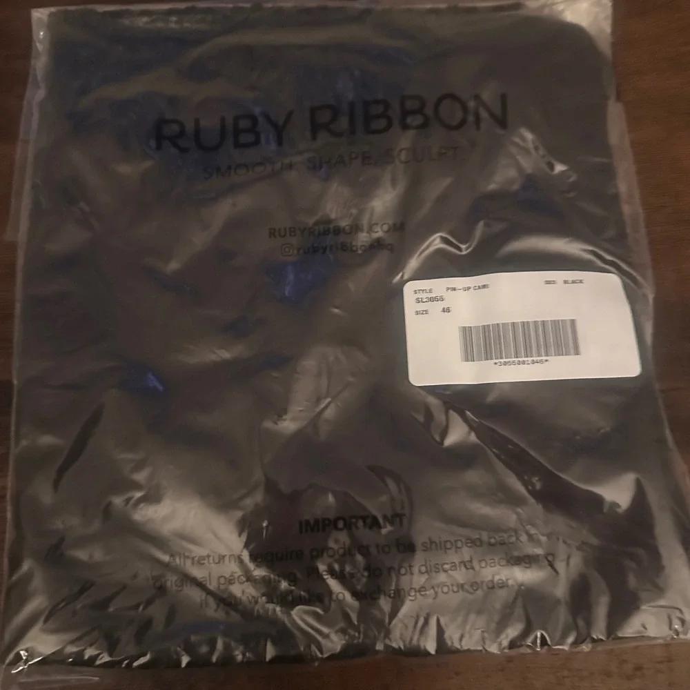 NWT Ruby Ribbon  Pin-Up Cami Black Size 46 Shaping Tank Top‎ Pinup SL3055